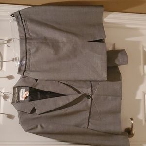 Jones NY Suit